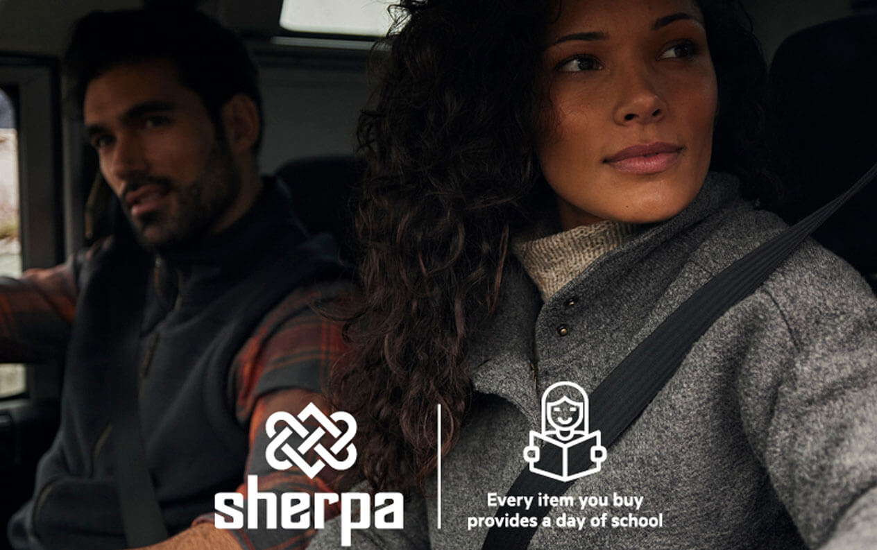 Køb et produkt fra Sherpa – og giv en skoledag